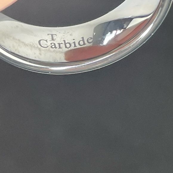 His and Hers Tungsten Carbide Celtic Dragon Bands - Picture 7 of 11